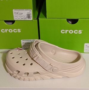 Women's Crocs Duet Max ll Size 7